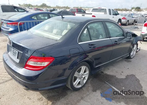 2011 Mercedes-Benz C 300 Sport из США, поврежденный, VIN WDDGF5EB1BR169999